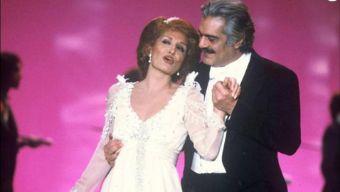 الفنانة العالمية داليدا: عشقها عمر الشريف لكنها رفضته وانتحر زوجها ثم حبيبها ولحقتهما في سن 54