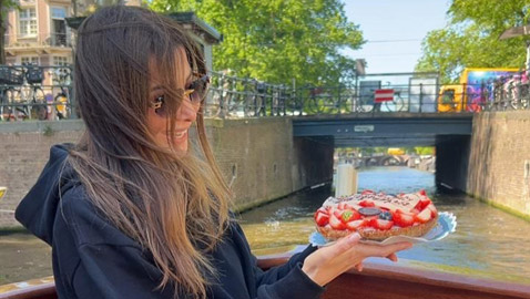 نانسي عجرم تشارك جمهورها لقطات وصور من احتفالها بيوم ميلادها