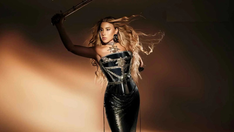 أجمل إطلالات النجمات هذا الصيف: نانسي عجرم، نجوى كرم، نوال الزغبي، عبير نعمة ورحمة رياض