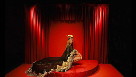 مايا دياب تُغنّي (حرمت أحبك) لوردة الجزائرية بأسلوب عصري مختلف وتثير الجدل والانتقادات!