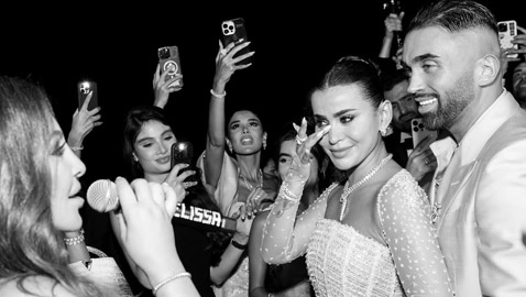 إليسا تُشعل الأجواء في حفل زفاف الدكتورة يومي، ودموع العروس تنهمر!