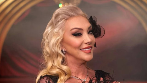 تفاصيل صادمة عن جريمة قتل المغنية التركية غوللو: ابنتها هي المتهمة الرئيسية وألقتها من الشرفة!