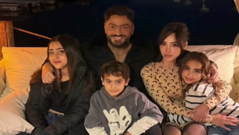  أجواء عائلية دافئة تجمع تامر حسني في رأس السنة مع اولاده وطليقته بسمة بوسيل 
