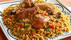 طباق رمضاني: كبسة الدجاج مع صلصة الدقوس 