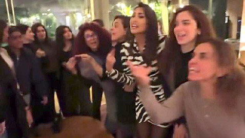 نجوم الفن يغنّون (جاري يا جاري) في سهرة رمضانية باجواء المرح والعفوية  ويشعلون مواقع التواصل