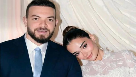 ملك أحمد زاهر في المستشفى بسبب وعكة صحية، وخطيبها يحتفل معها بعيد ميلادها وهي على سرير المرض!