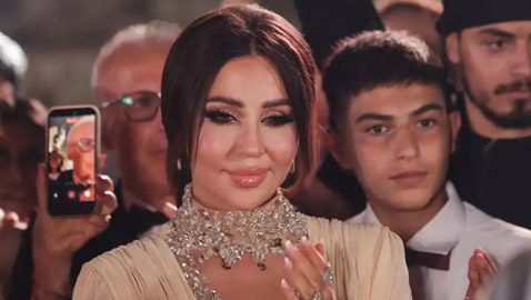 رابعة الزيات متألقة وجميلة في حفل زفاف نجلها كريم