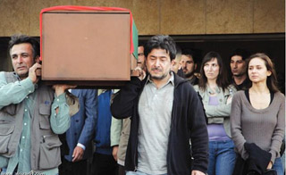 ���� ����