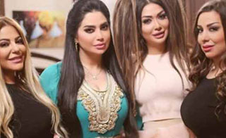 ����� ����