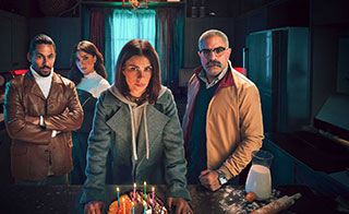 ���� ���